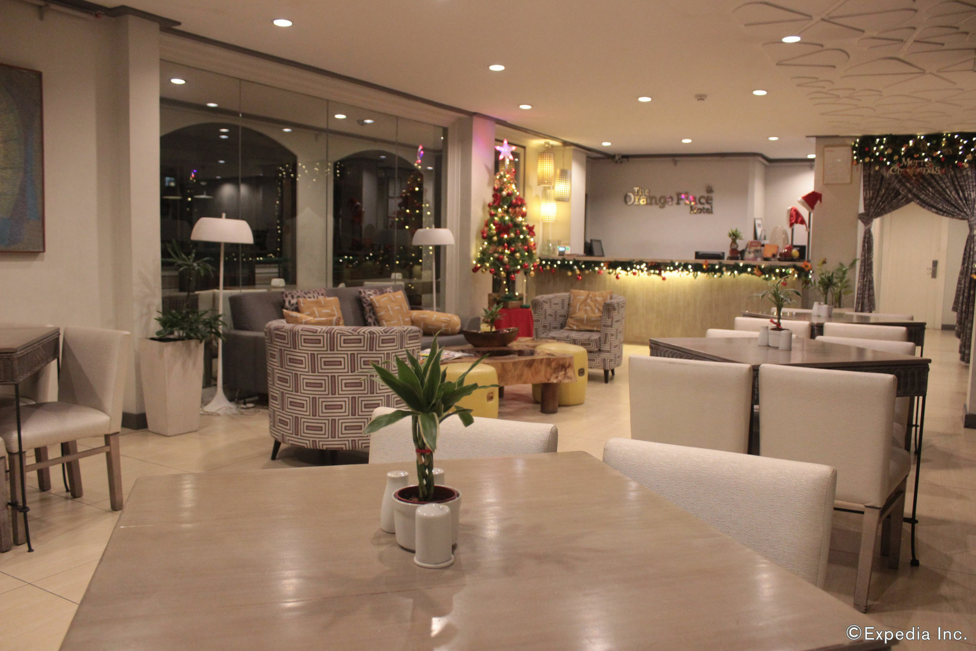 The Orange Place Hotel - San Juan San Juan  Buitenkant foto